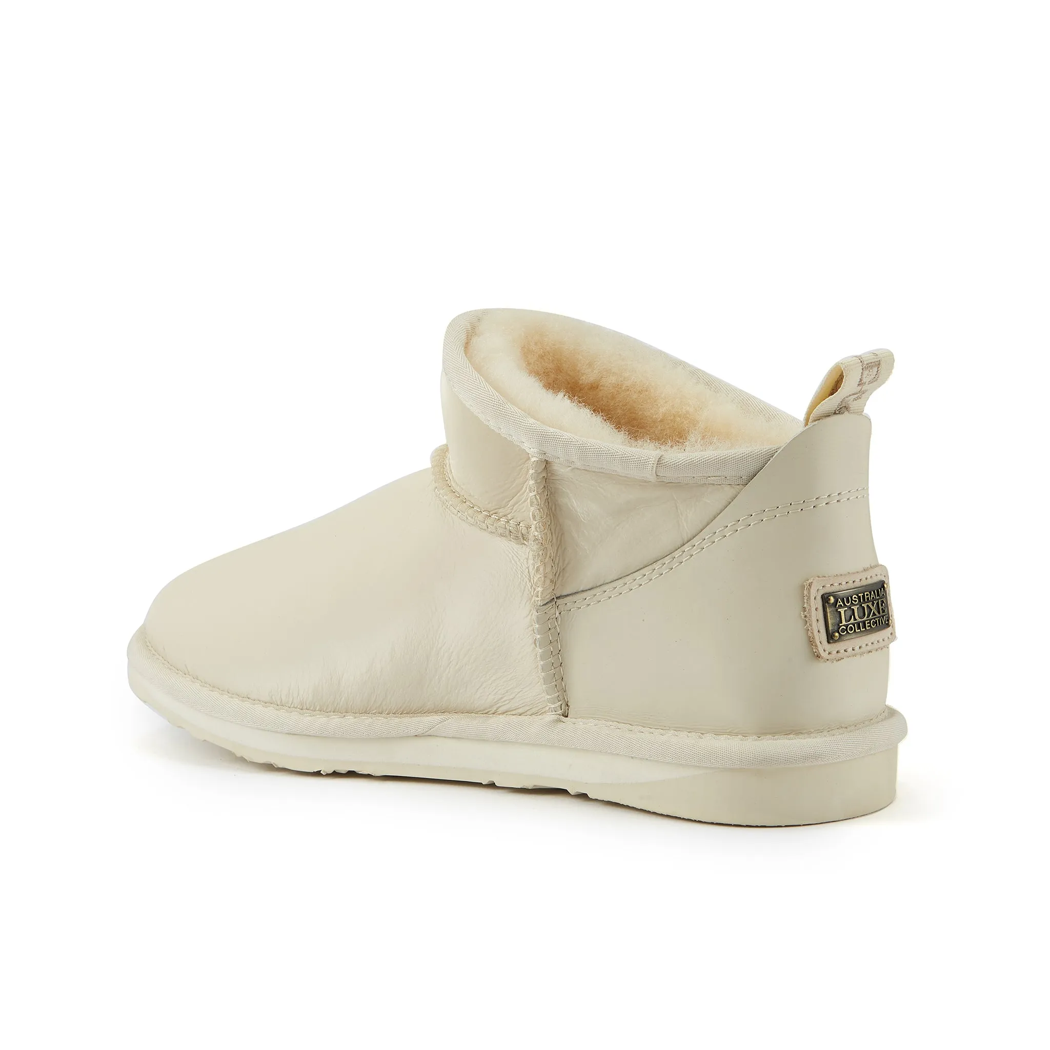 COSY ULTRA SHORT PALE