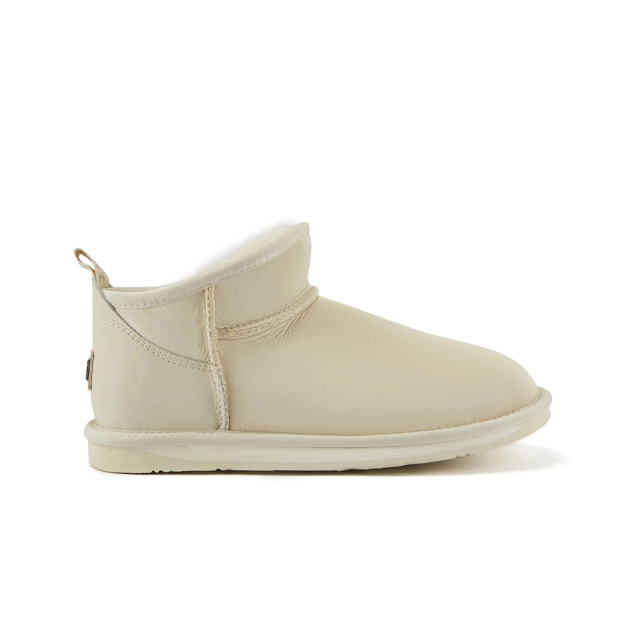 COSY ULTRA SHORT PALE