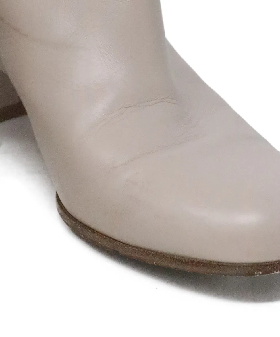 Gianvito Rossi Beige Leather Booties sz 7.5