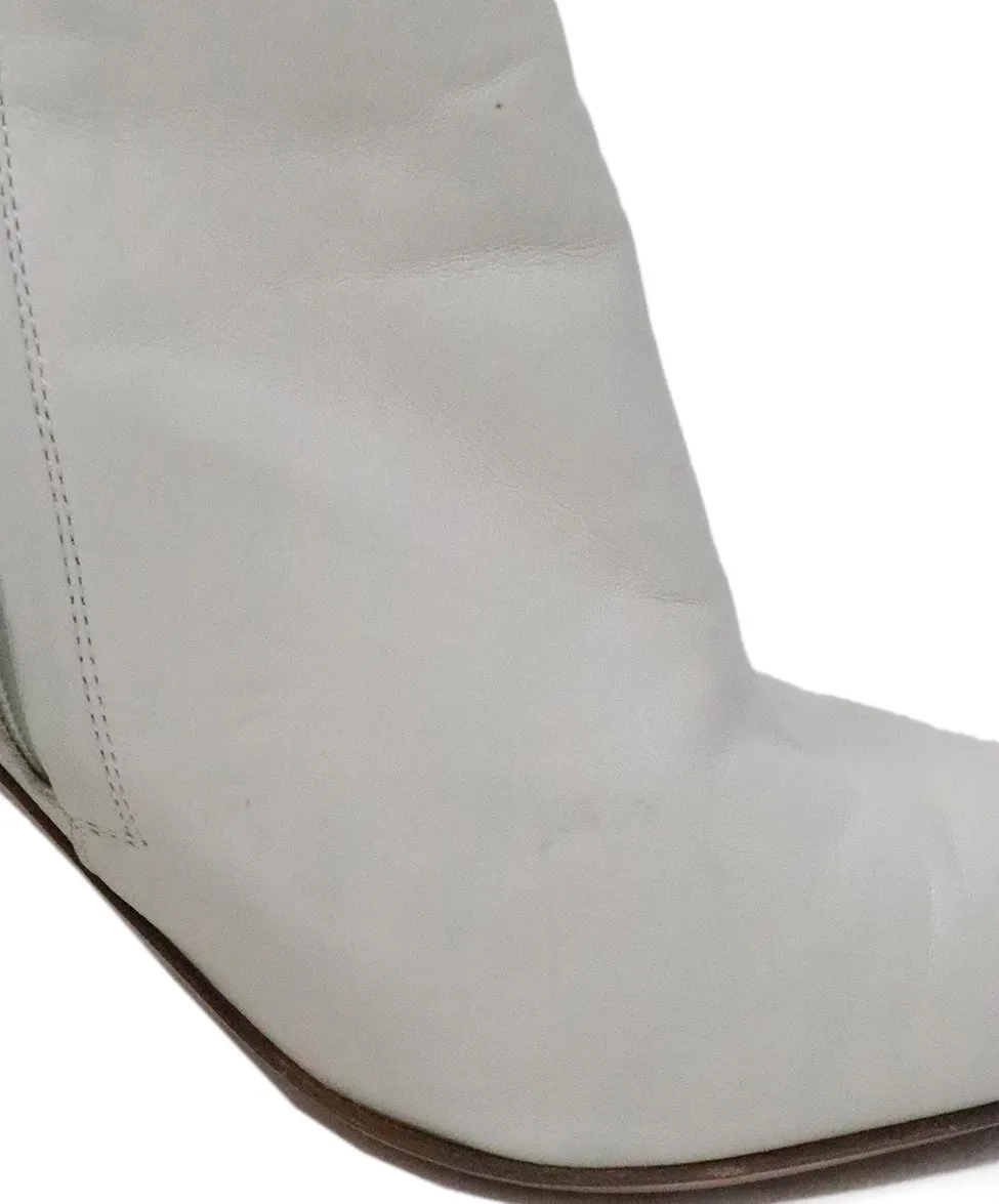 Gianvito Rossi White Leather Booties sz 7.5